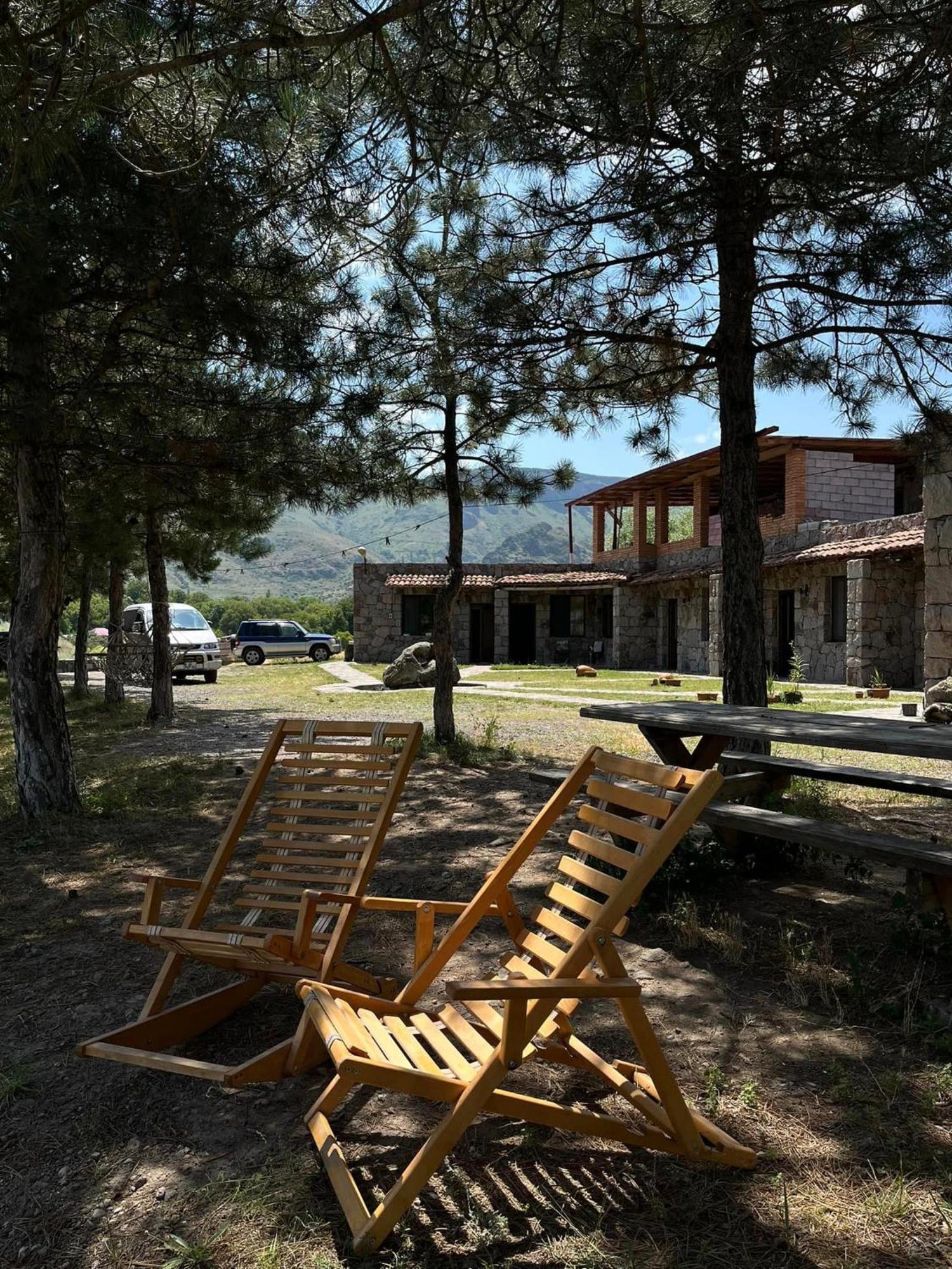 Tirebi Hotel Nakalakevi Exterior photo